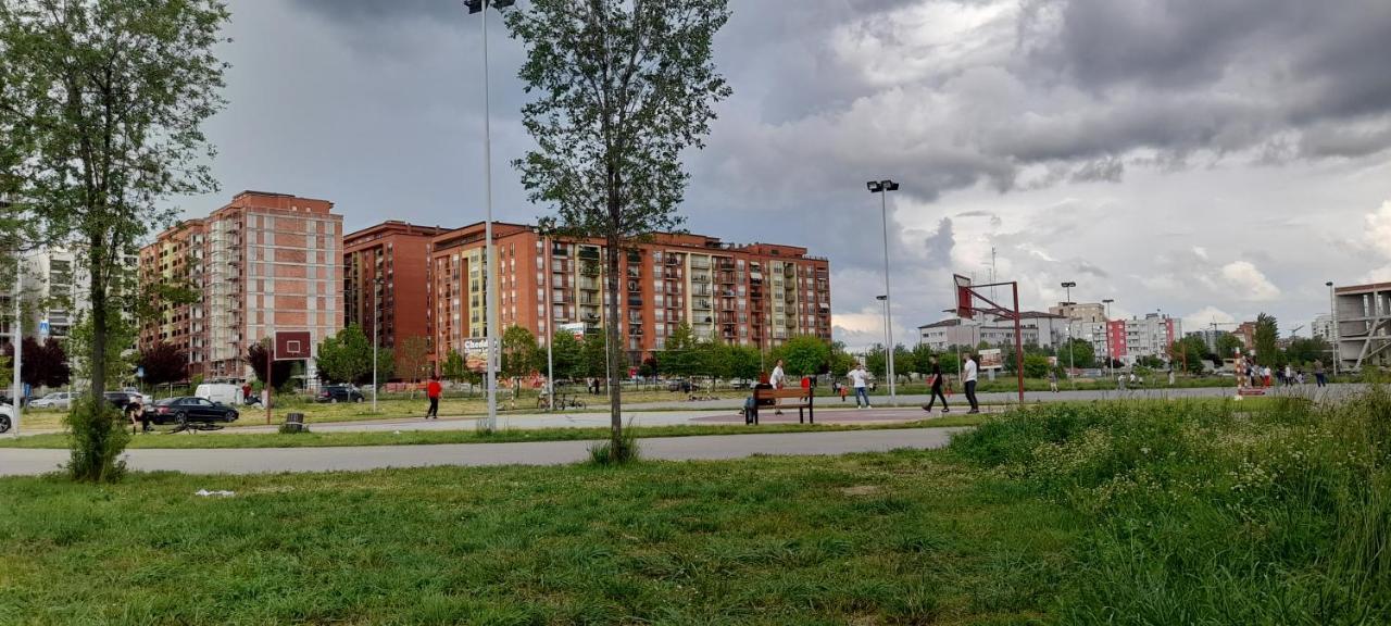 Superb 1 Bedroom In The Best Zone Of The City. Ferizaj Bagian luar foto
