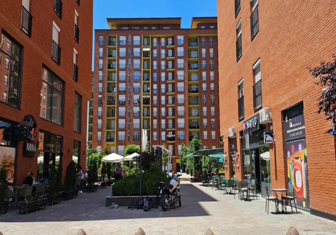 Superb 1 Bedroom In The Best Zone Of The City. Ferizaj Bagian luar foto