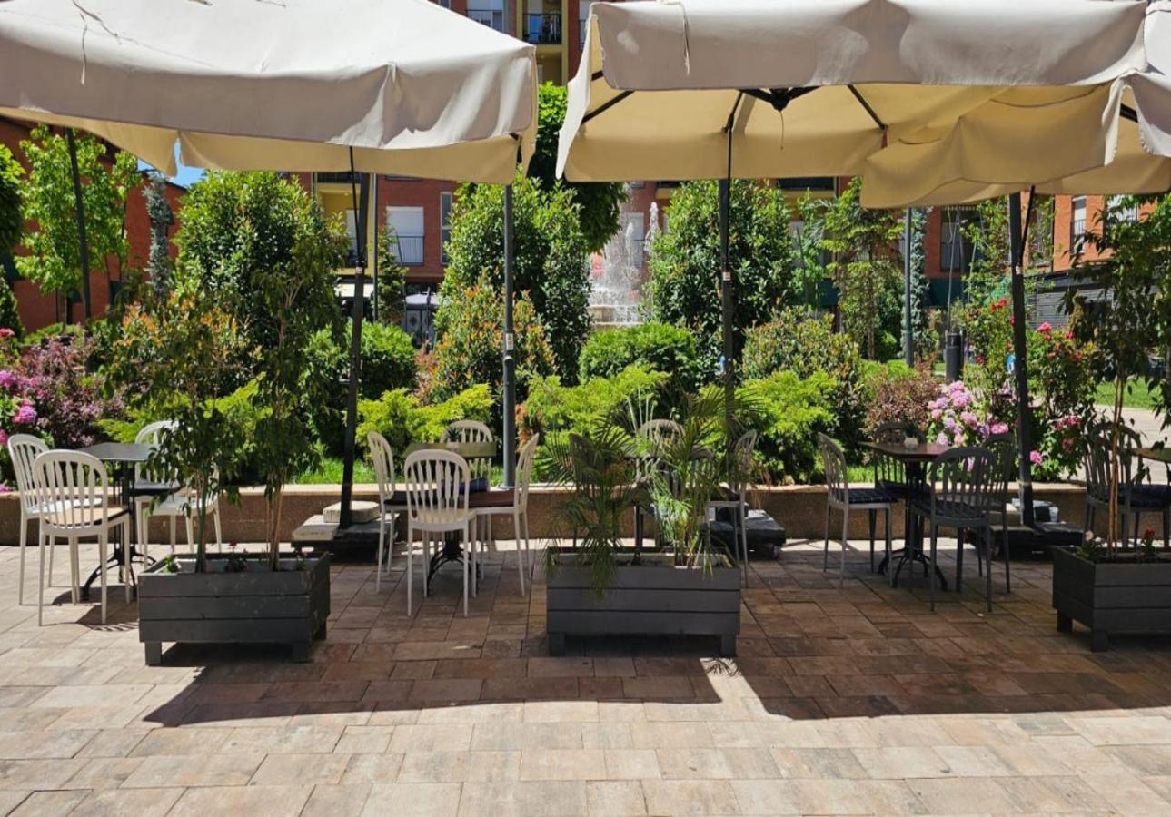 Superb 1 Bedroom In The Best Zone Of The City. Ferizaj Bagian luar foto