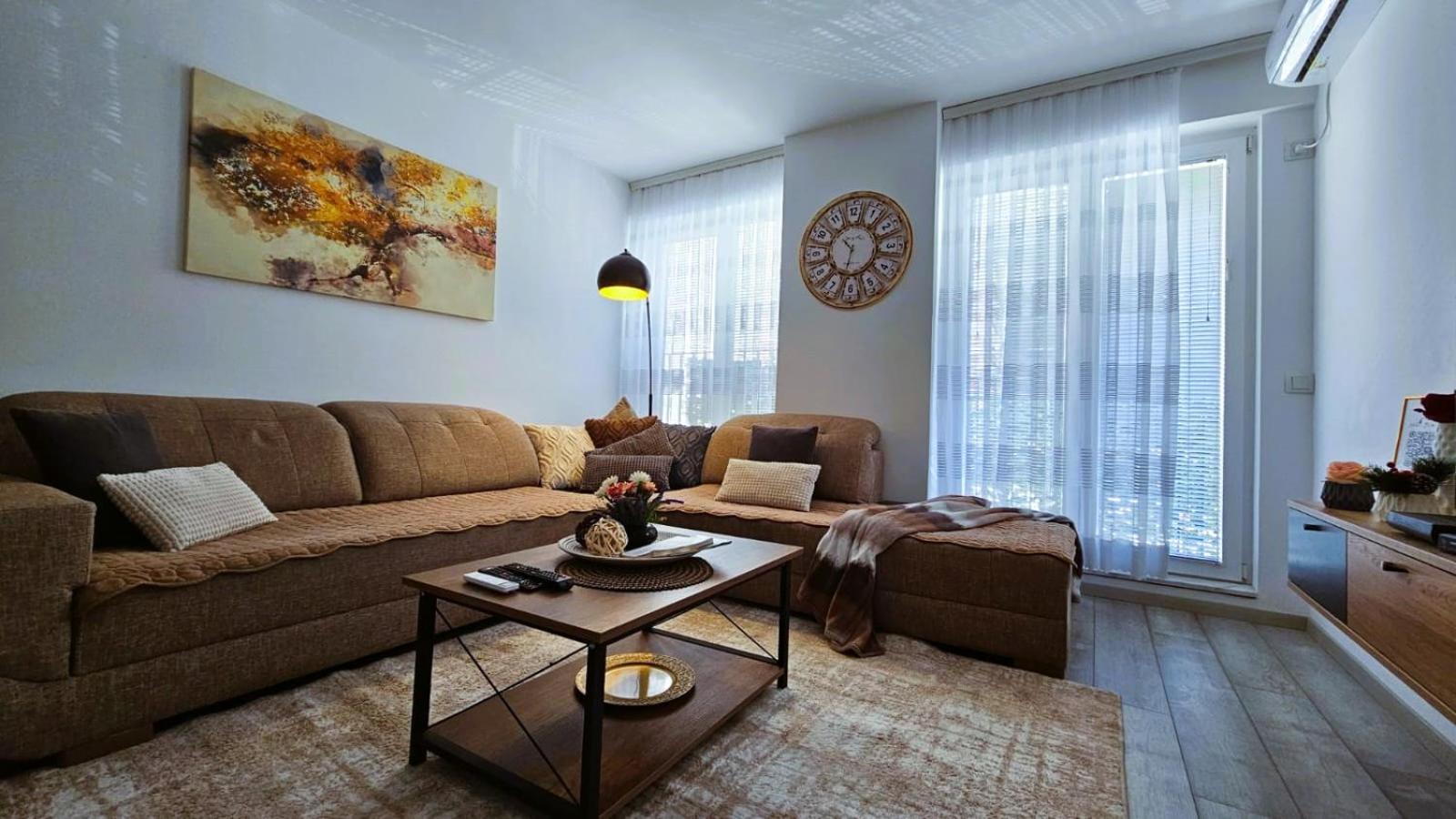 Superb 1 Bedroom In The Best Zone Of The City. Ferizaj Bagian luar foto